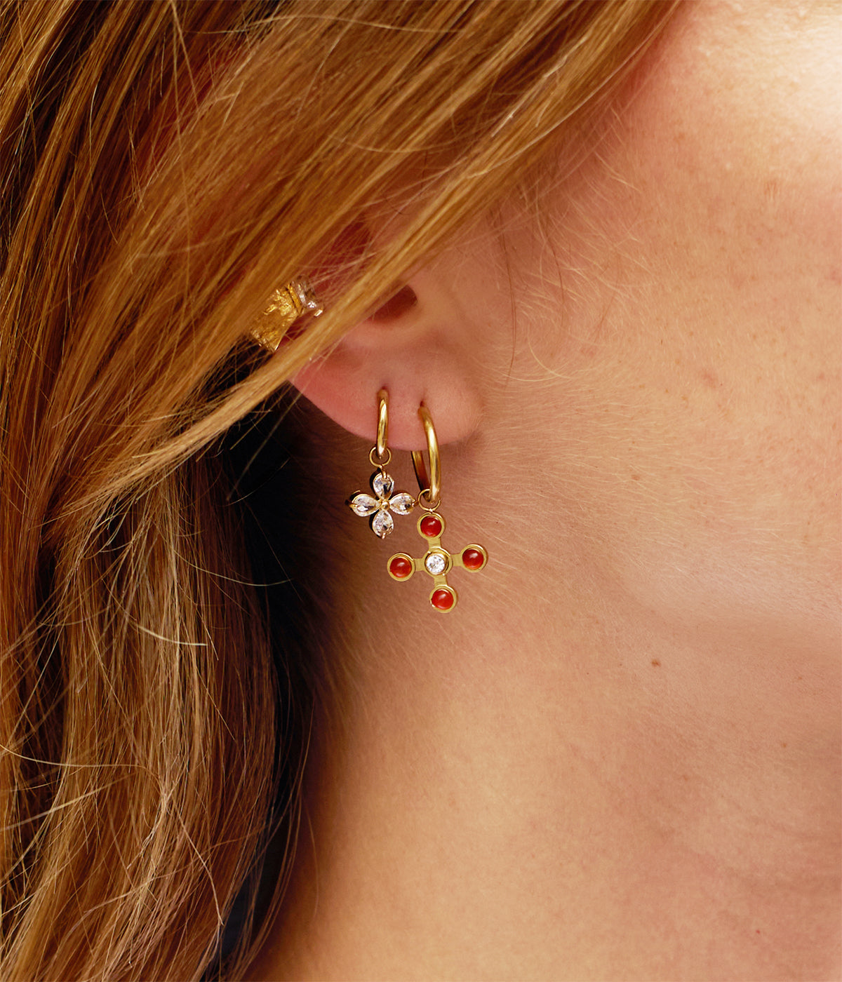 Boucles d'oreilles Saga (Acier doré)