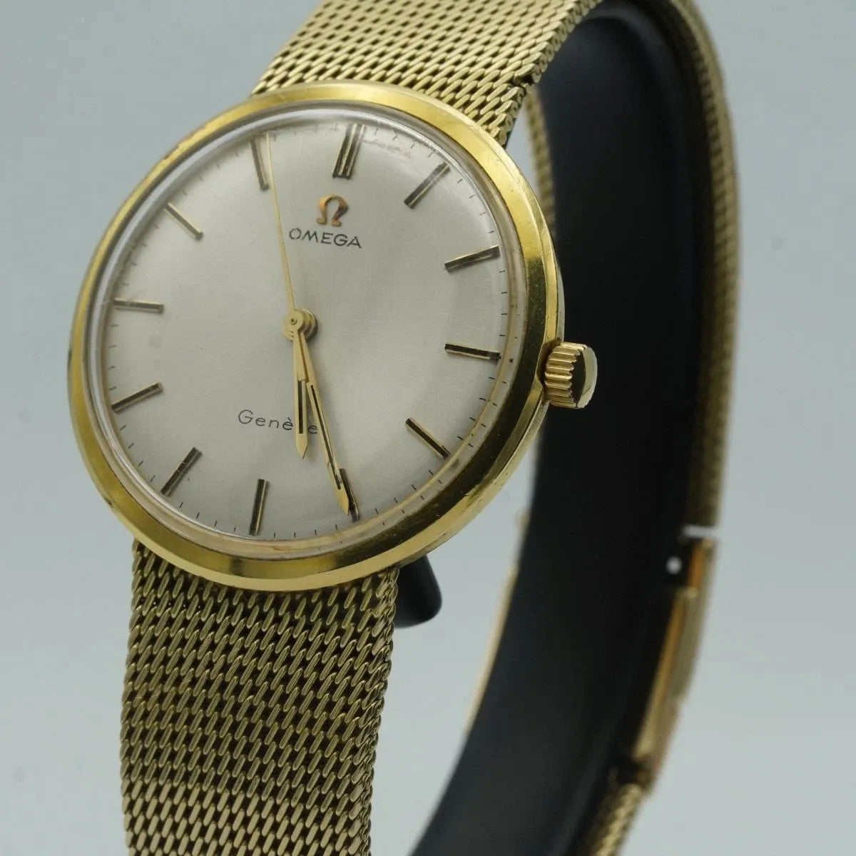 OMEGA Geneve Remontage Manuel Montre Hommes 35MM 14K 585 or Jaune OM388 66 Gr
