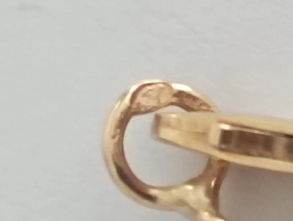 Collier/chaîne en or 18 carats 22,40 grammes