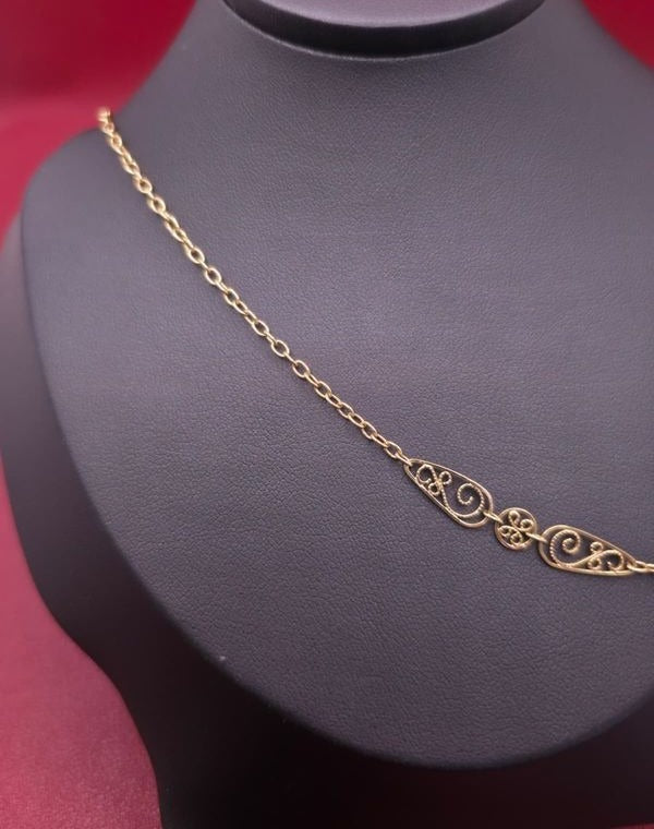 Collier or jaune 18 carats