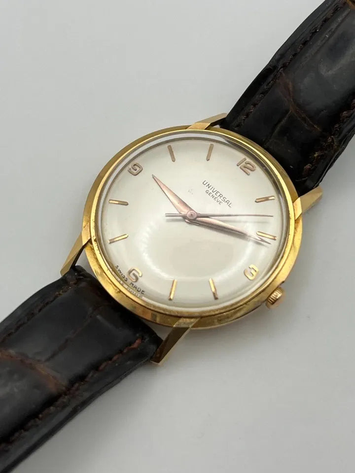 Universal Genève - Calatrava Or jaune 18k - Calibre 1005 - Montre vintage mécani