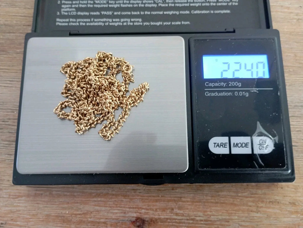 Collier/chaîne en or 18 carats 22,40 grammes