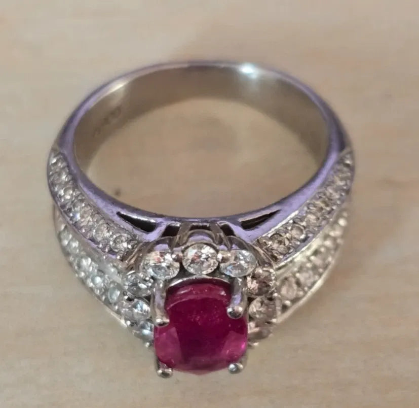 ANCIEN BAGUE PLATINE 950% RUBIS ET DAMANTS