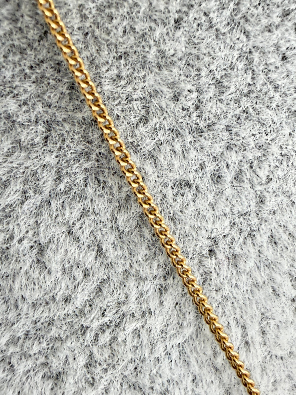 Collier en or massif 18 carats avec pierre bordeaux - 40 cm