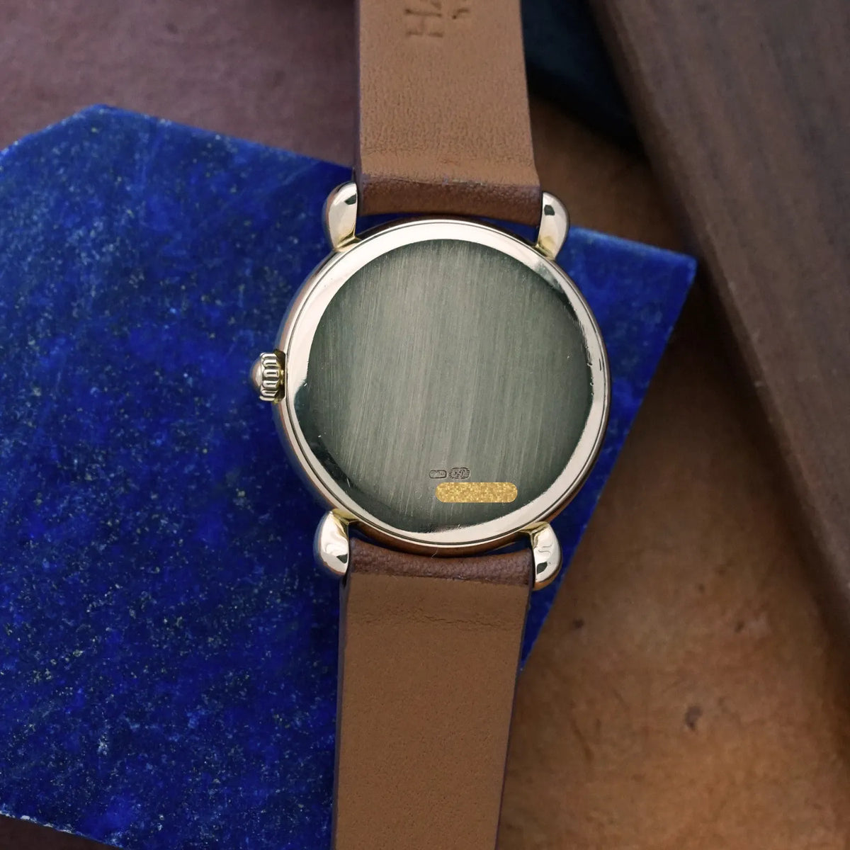 Vacheron Constantin des années 1980, référence 15084, or 18 carats, cadran Sigma, remontage manuel, boucle maltaise en or 18 carats