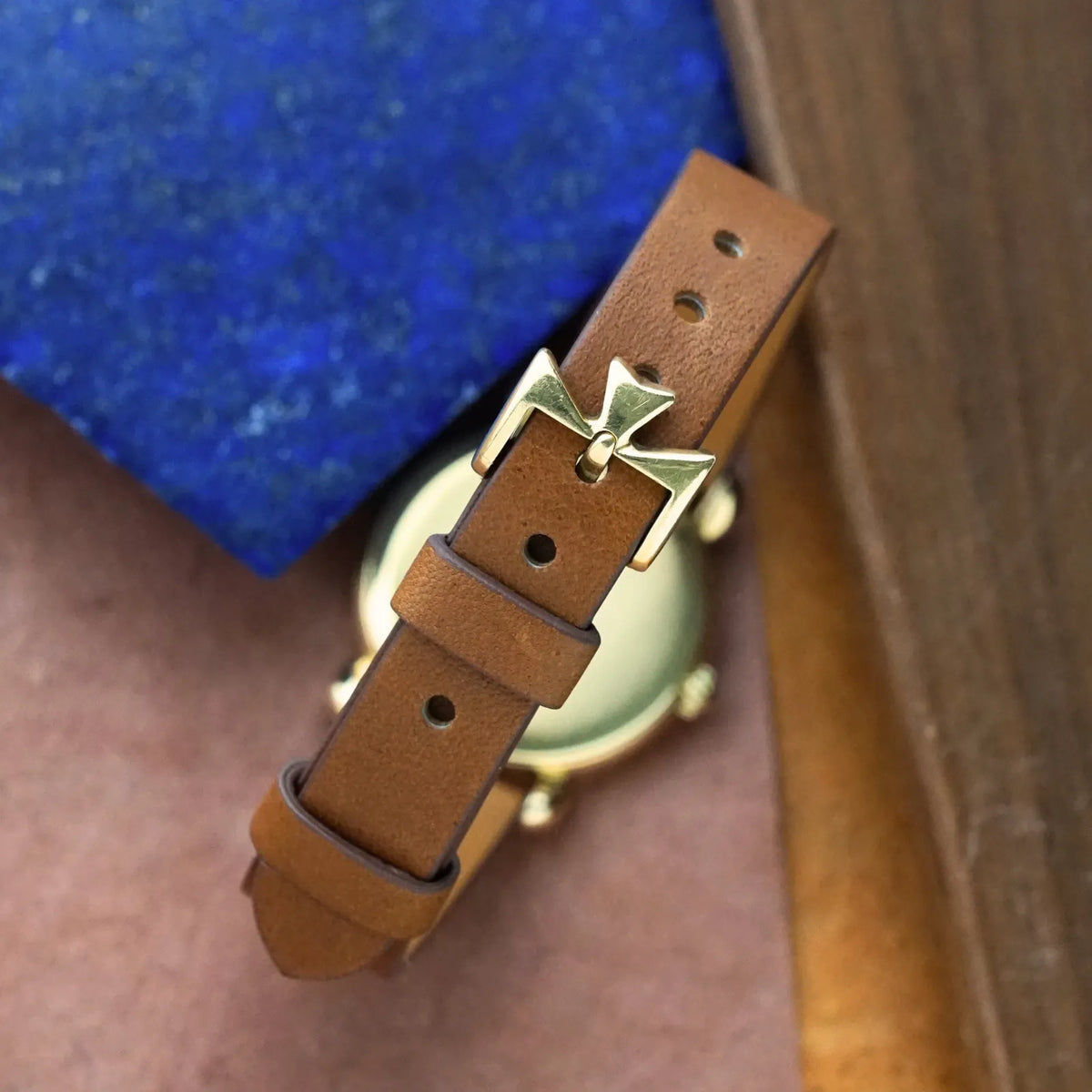 Vacheron Constantin des années 1980, référence 15084, or 18 carats, cadran Sigma, remontage manuel, boucle maltaise en or 18 carats
