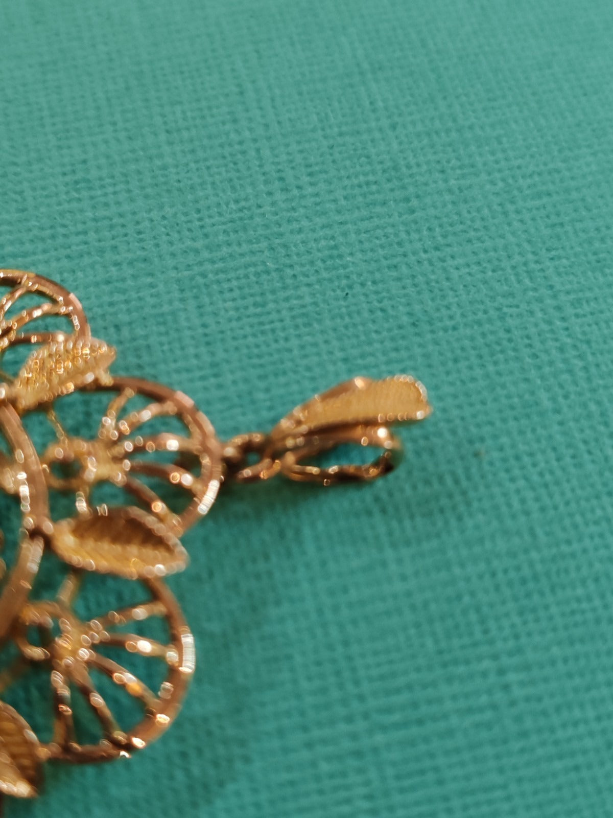 Pendentif ancien or jaune 18 carats