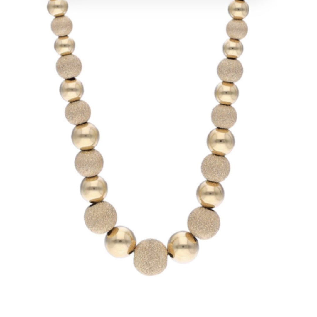 COLLIER VINTAGE EN OR JAUNE 18 CARATS (750) – PERLES SATINÉES ET BRILLANTES – 45 CM – 13 GRAMMES