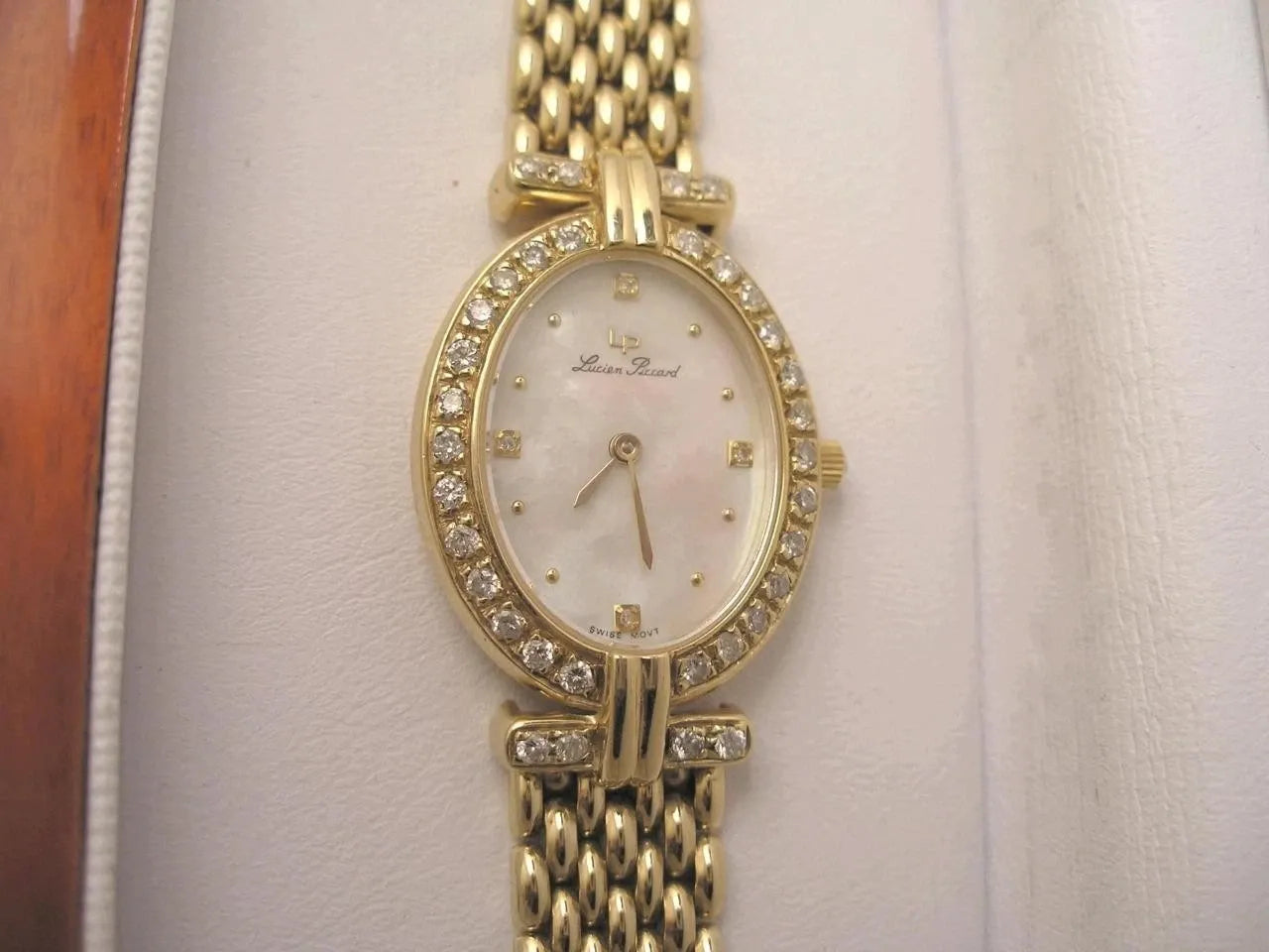 Ultra Rare Montre Femme Lucien Piccard Nacre Or 14 K Diamant avec Boîte+