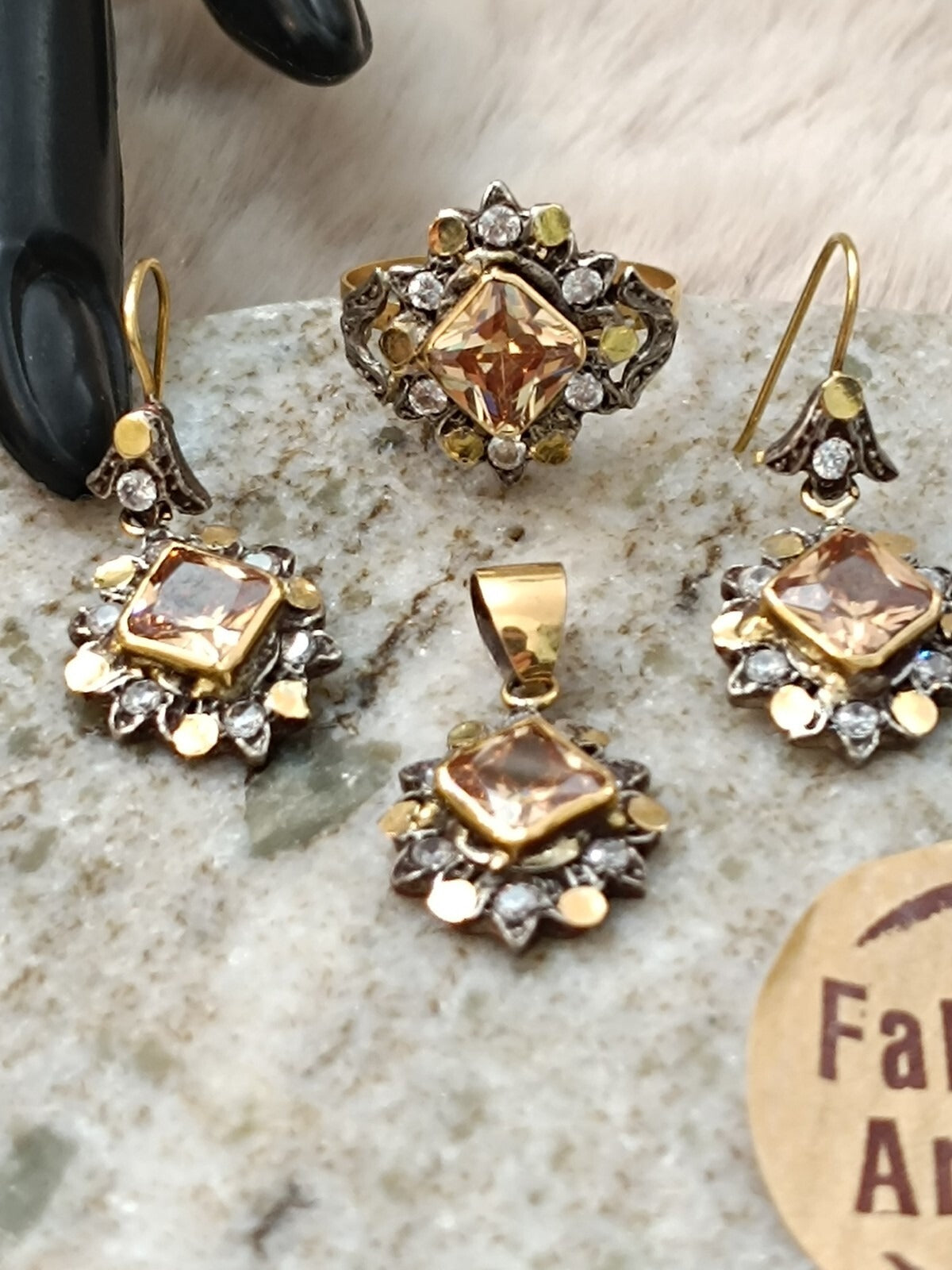 Ensemble Or 18 Carats Et Argent