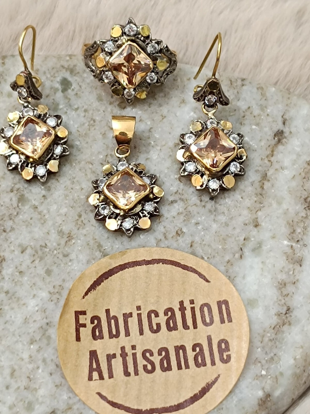 Ensemble Or 18 Carats Et Argent