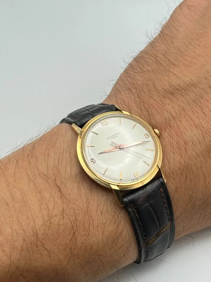 Universal Genève - Calatrava Or jaune 18k - Calibre 1005 - Montre vintage mécani