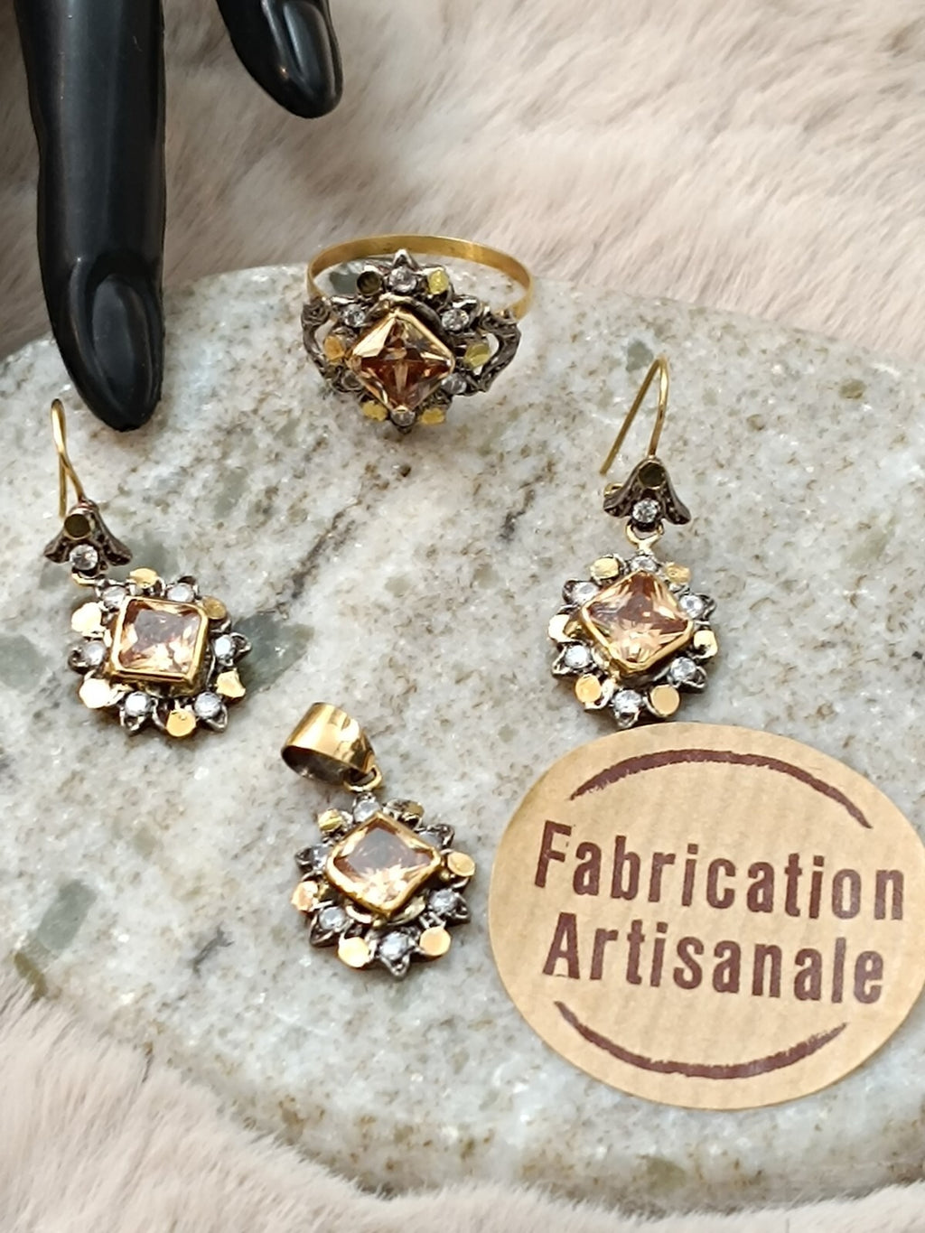 Ensemble Or 18 Carats Et Argent