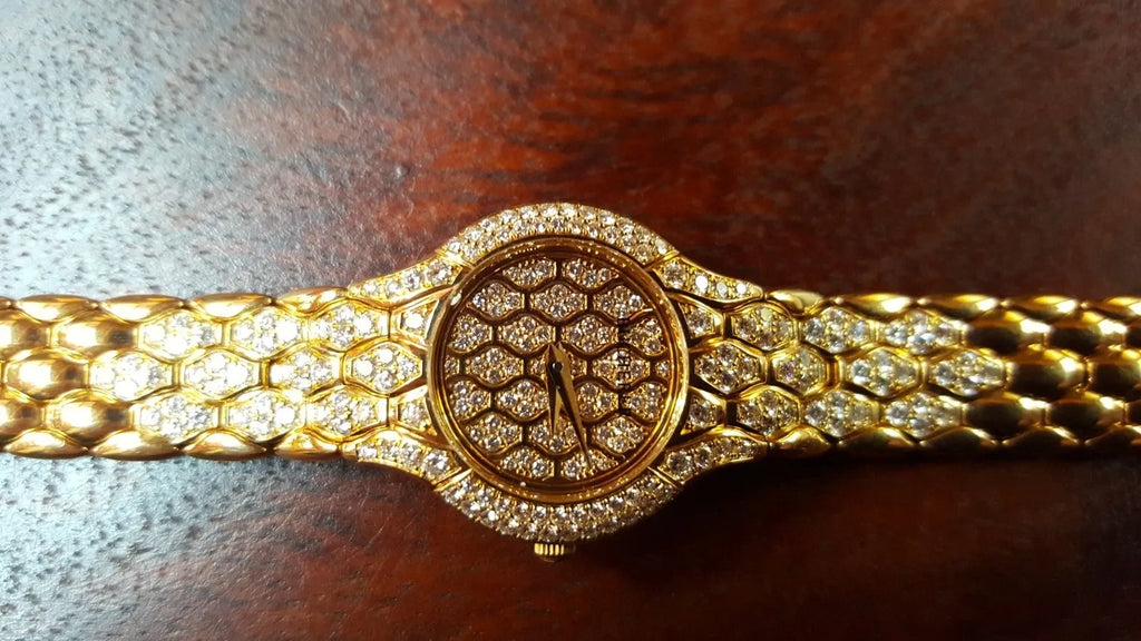 Montre pour femme Bucherer Medea en or jaune sertie de diamants, 1997