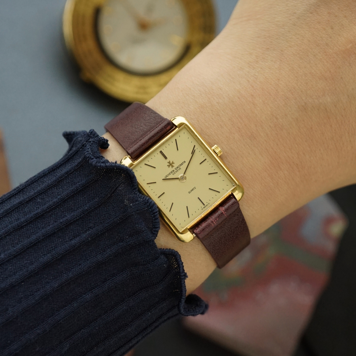 Vacheron Constantin, années 1990, modèle « Tank », cadran champagne, or jaune 18 carats, mouvement à quartz