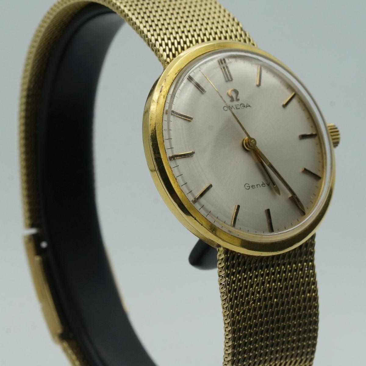 OMEGA Geneve Remontage Manuel Montre Hommes 35MM 14K 585 or Jaune OM388 66 Gr