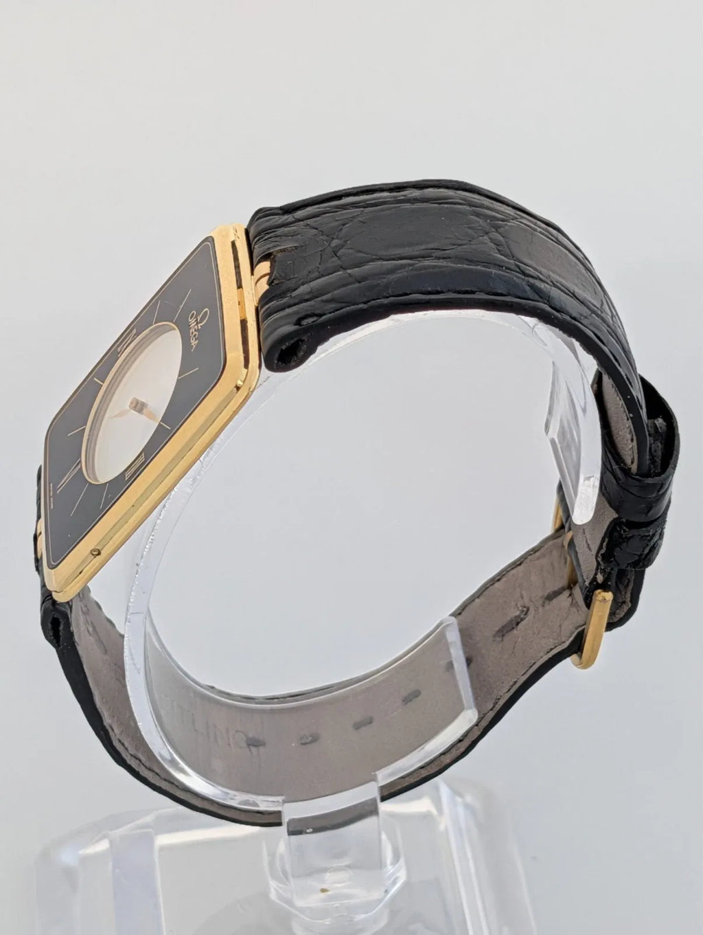RARE MONTRE OMEGA LA MAGIQUE SCARFACE OR JAUNE 18 CARATS QUARTZ 191.8523-