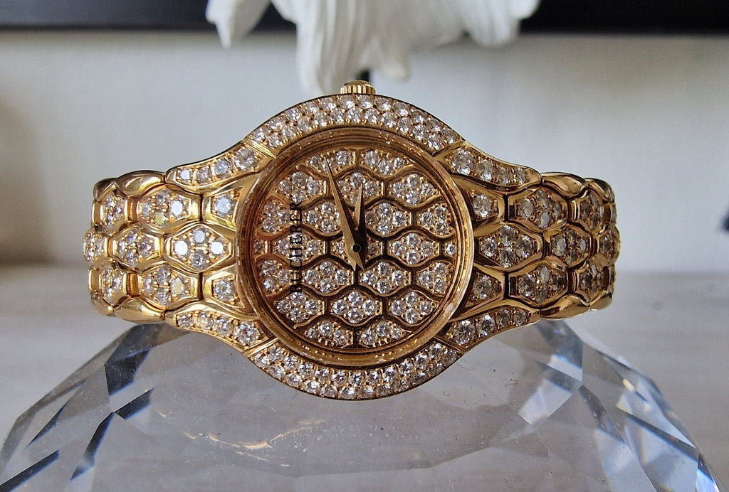 Montre pour femme Bucherer Medea en or jaune sertie de diamants, 1997