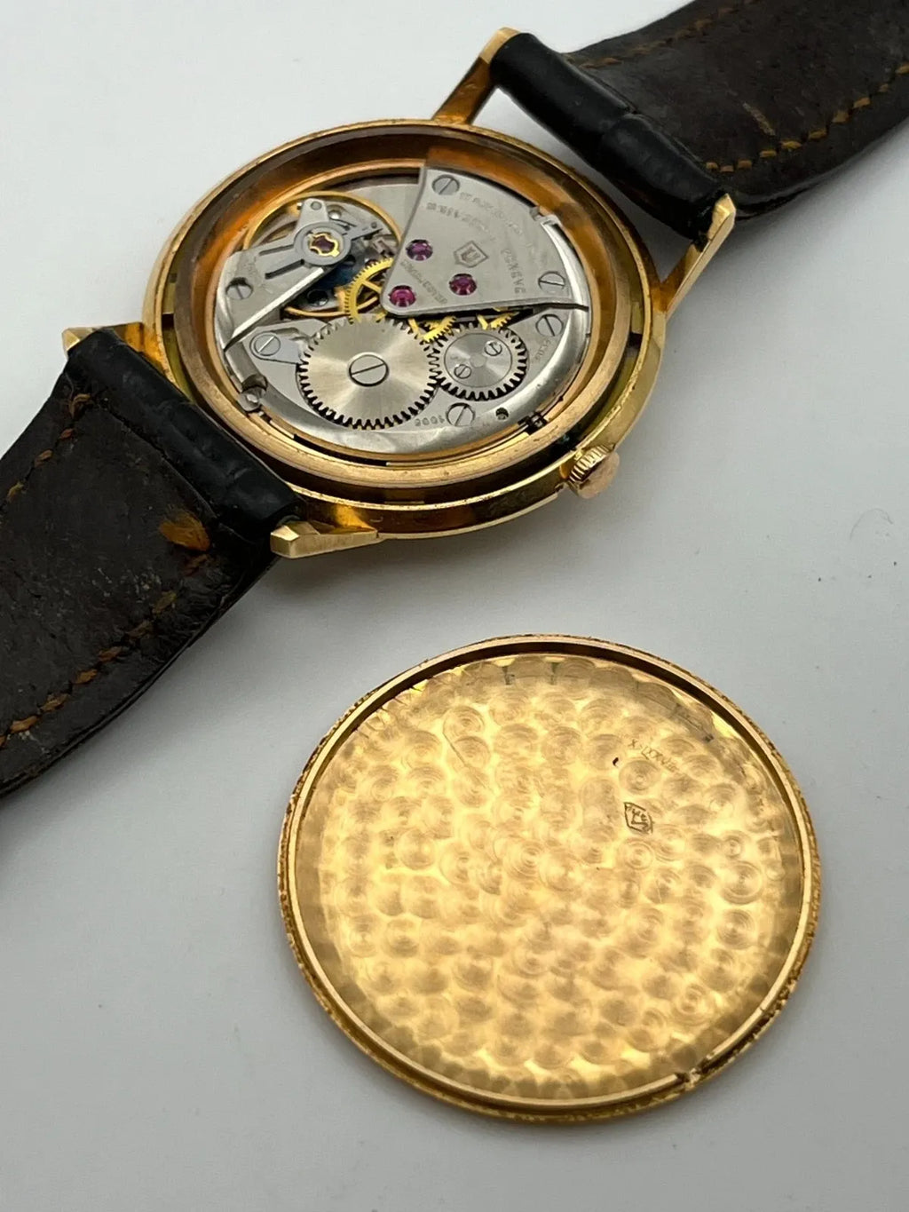 Universal Genève - Calatrava Or jaune 18k - Calibre 1005 - Montre vintage mécani