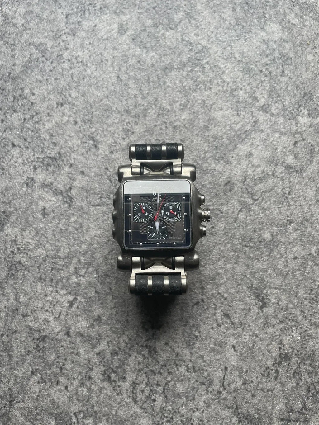 Oakley Minute Machine Time Tank Titanium 2000s vintage cyber y2k avant garde
