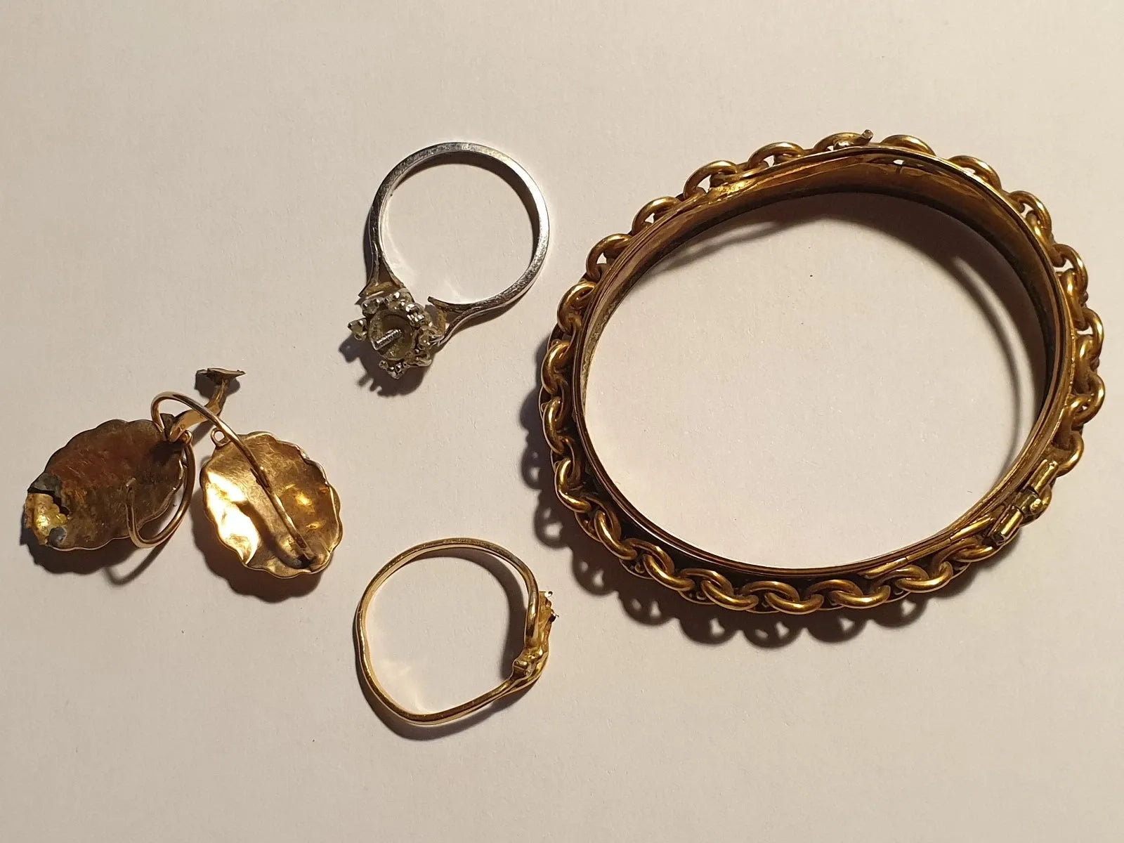 OR 18k - Carats - Jaune et blanc - 18,75 grammes