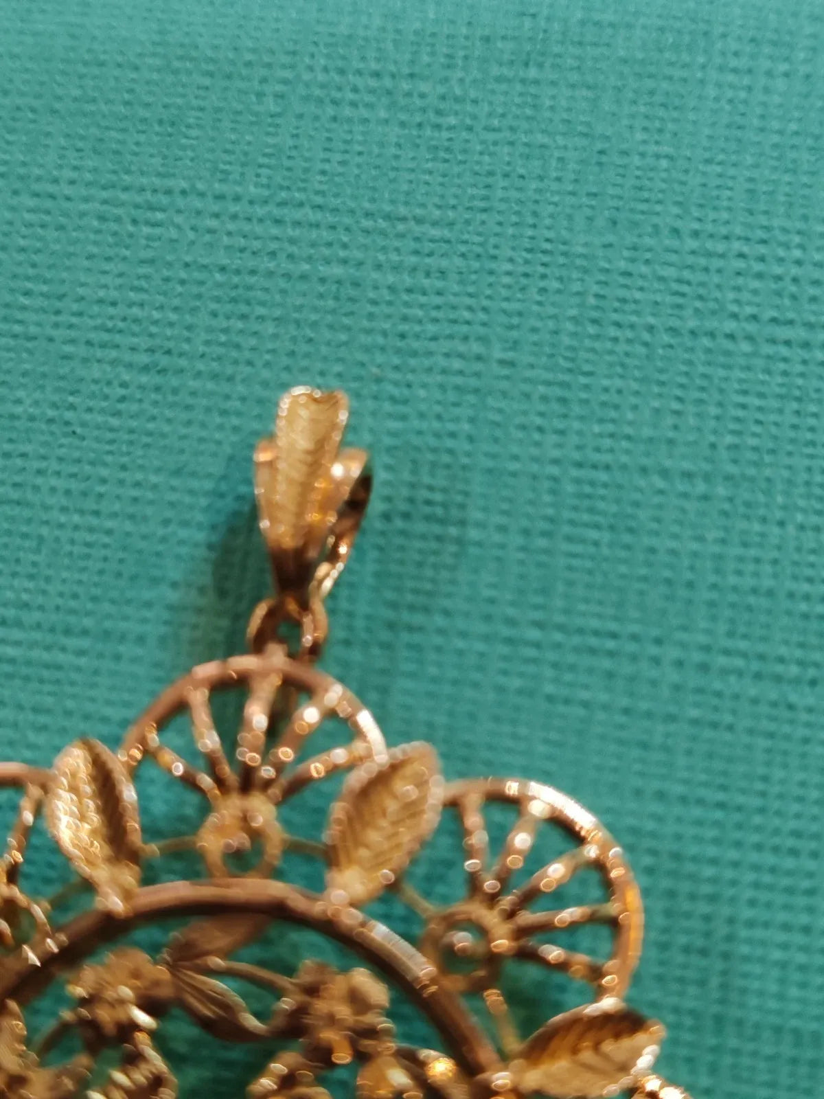 Pendentif ancien or jaune 18 carats