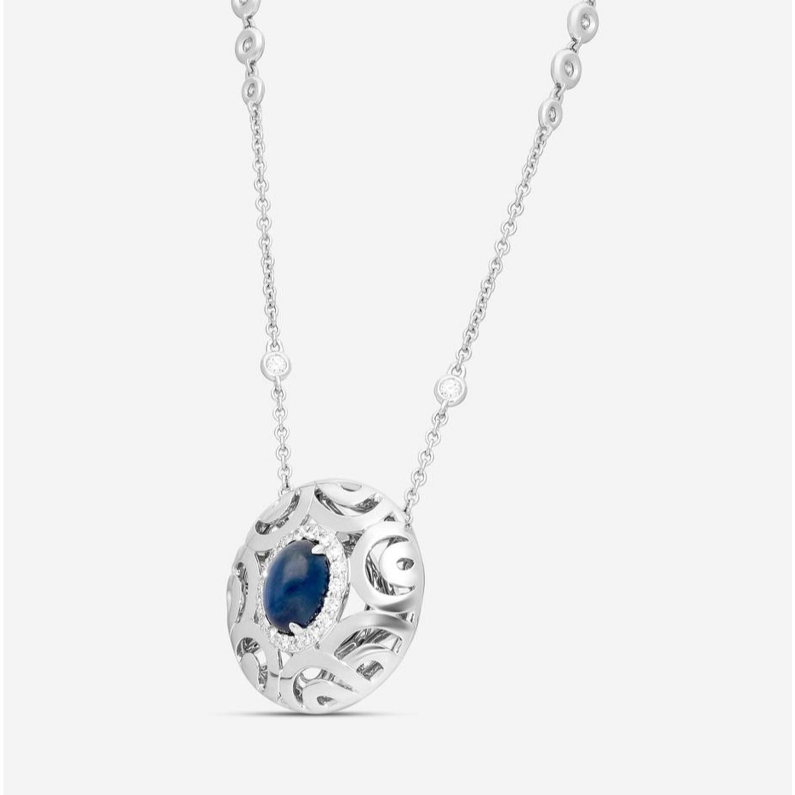 Collier avec pendentif « Diamond & Sapphire » de Crivelli Ricami Luci, en or blanc 18 carat