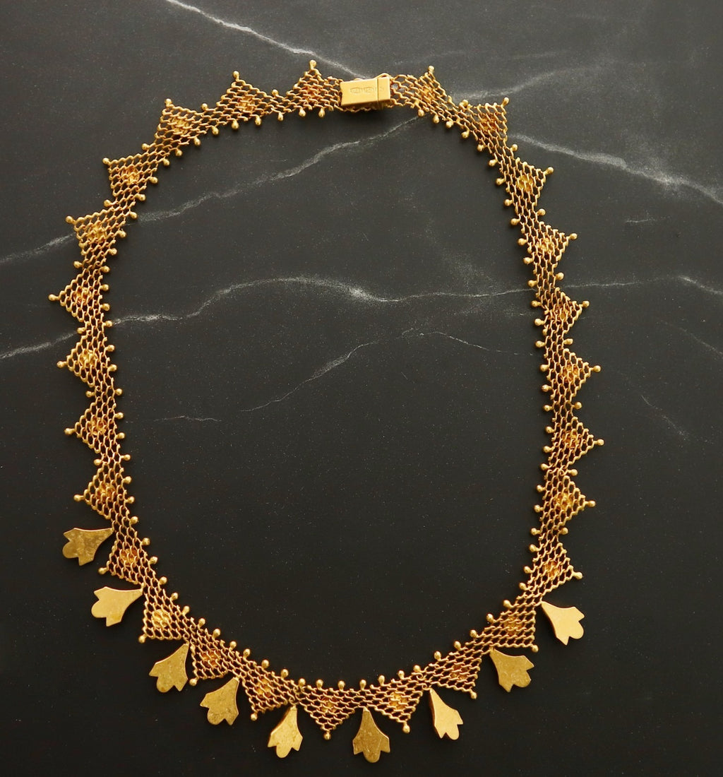 Collier en or 18 carats/ 24,66 grammes/ magnifique pièce