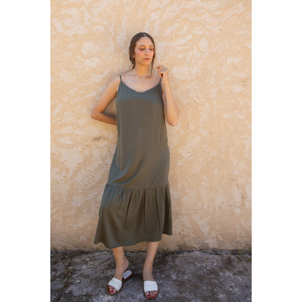 Robe bretelles trapeze viscose col V – visuel 2